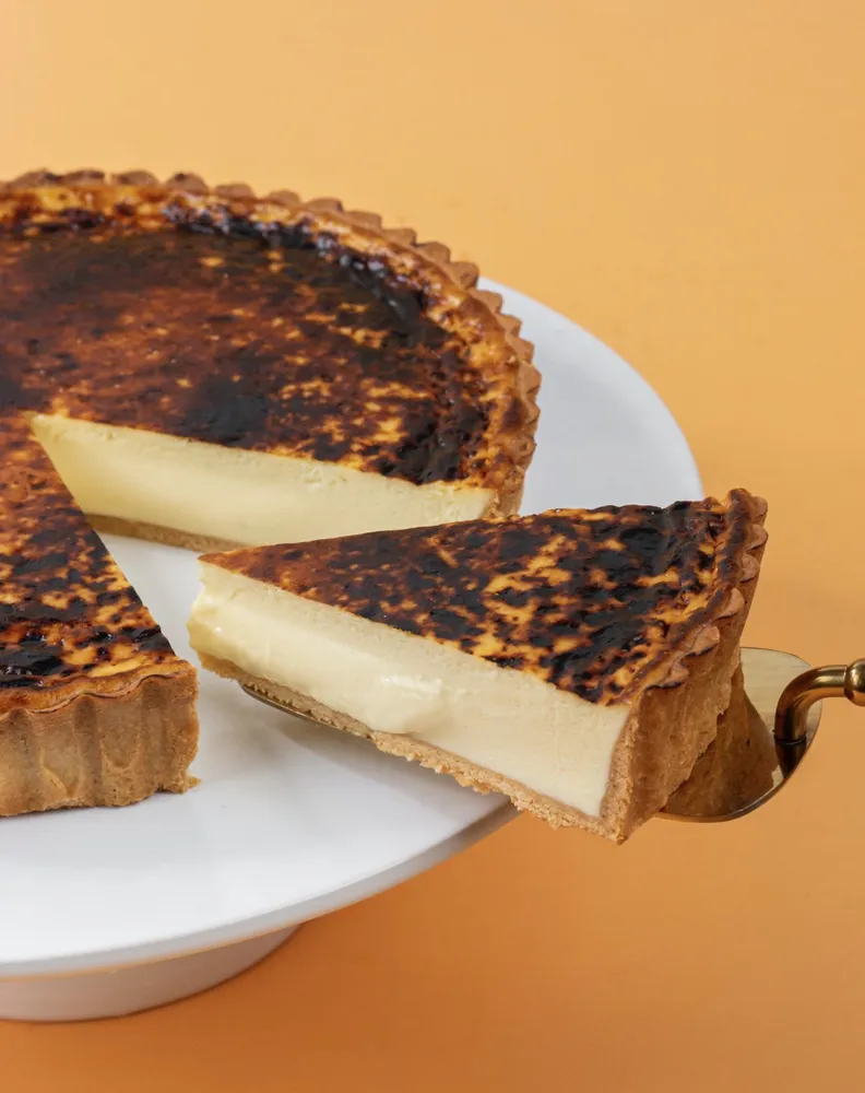 Olivia's Signature cheesecake (11-inch, 8-10 servings)