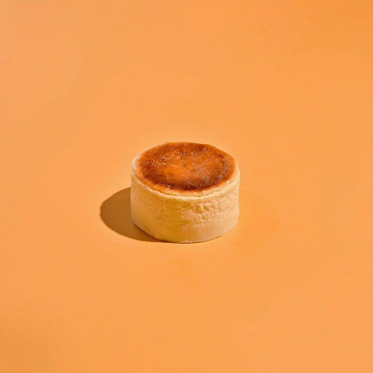 Classic Basque Burnt Cheesecake - Queic by Olivia