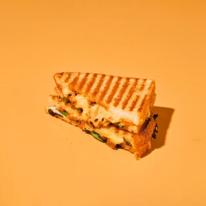 Tomato & Basil Grilled Cheese Sandwich